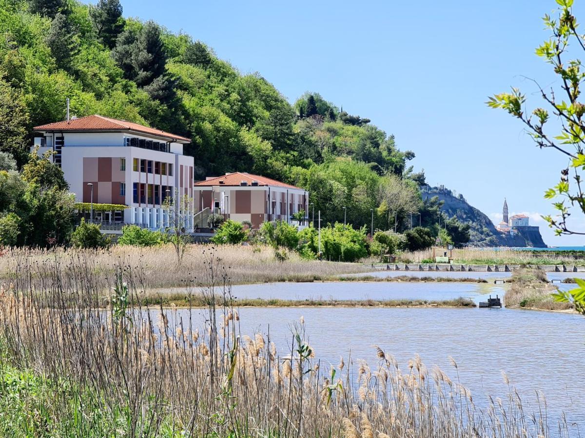 Hotel Oleander - Oleander Resort สตรุนยัน ภายนอก รูปภาพ