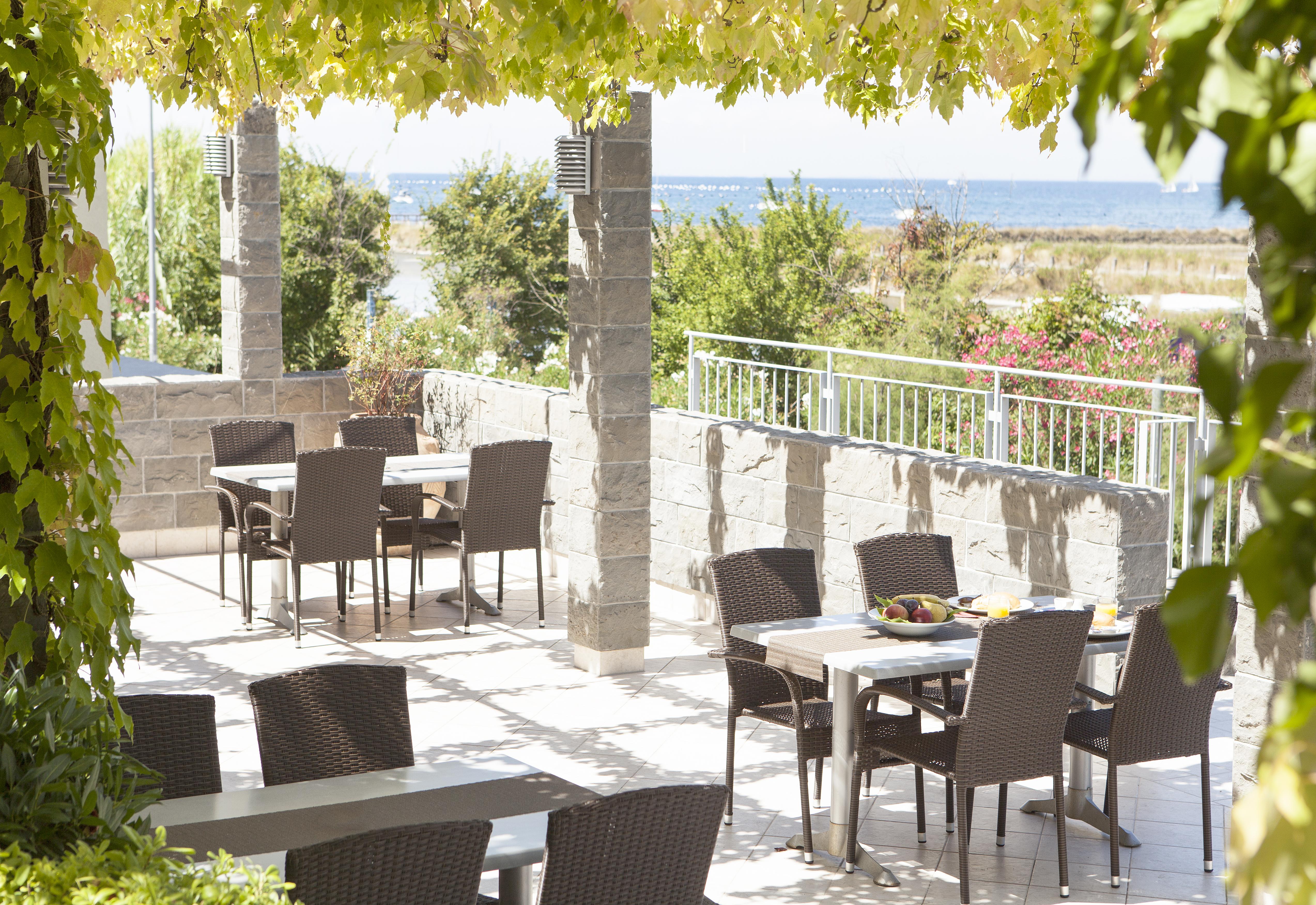 Hotel Oleander - Oleander Resort สตรุนยัน ภายนอก รูปภาพ
