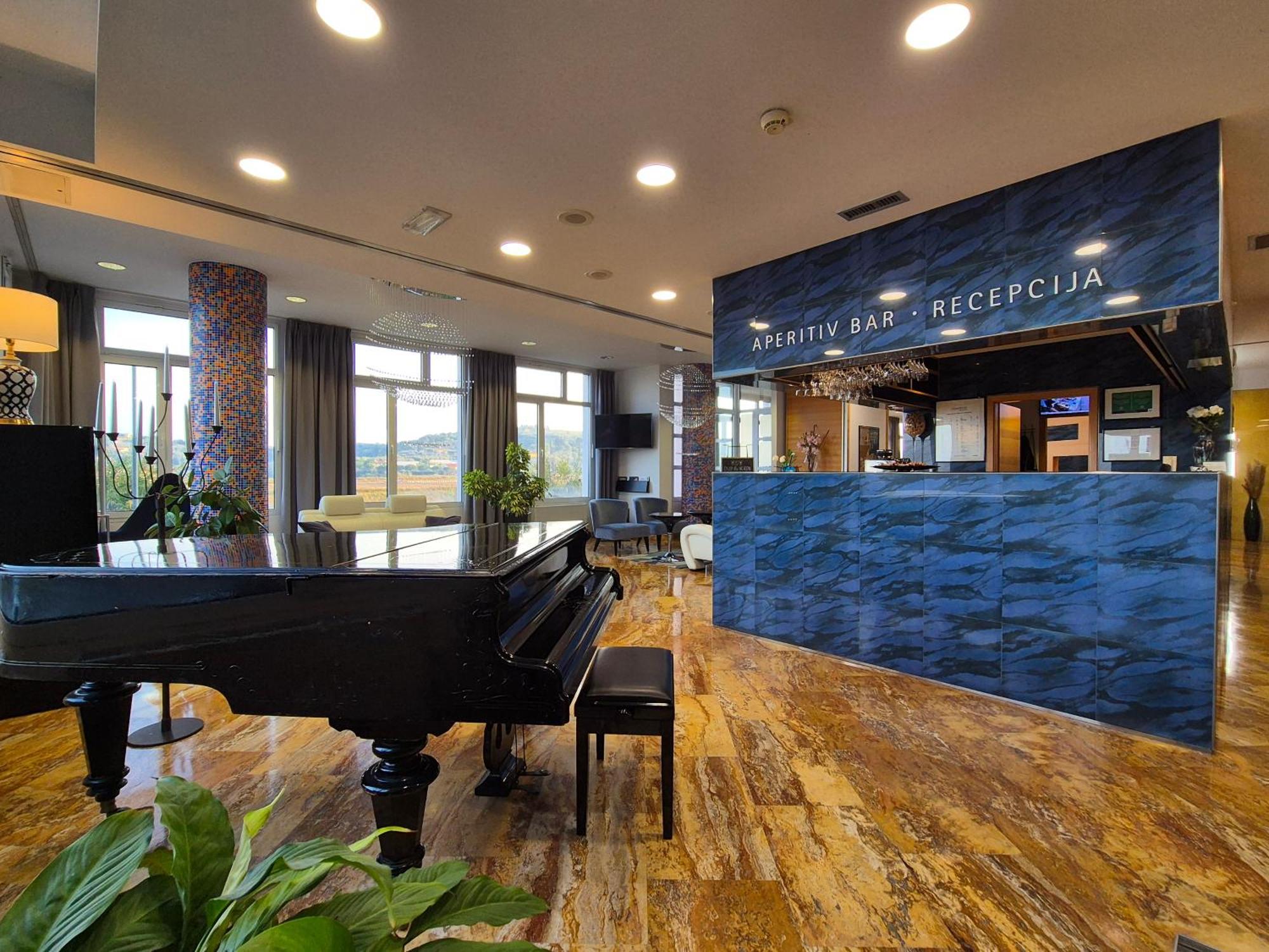 Hotel Oleander - Oleander Resort สตรุนยัน ภายนอก รูปภาพ